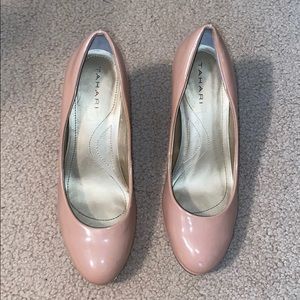 Tahari nude heels